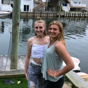 Meet your Posher, Carlaandchristina